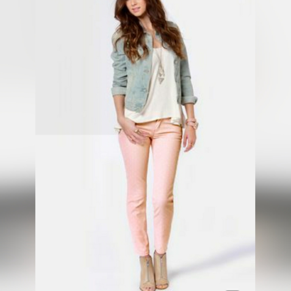 Jones New York Classic Stetch Ankle Denim soft blush pink Lyocell Size 8 EUC